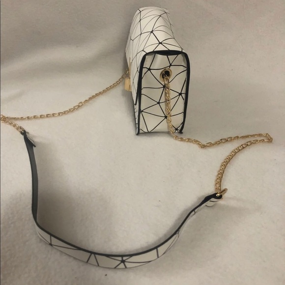 Abstract white small crossbody bag - Picture 2 of 6